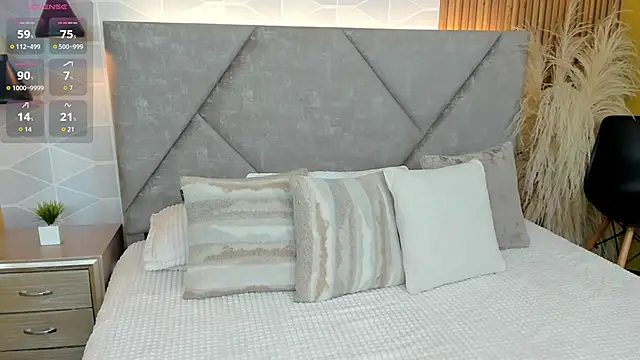 Snapshot of Jade_Whisper chatting on 23, 11, 2025 Jade Whisper online show from 23, 11, 2025