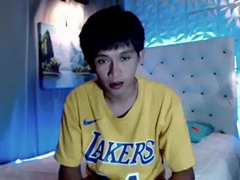 Snapshot of prince_elaijah chatting on 23, 7, 2026 prince elaijah online show from 23, 7, 2026