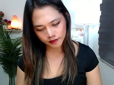 Snapshot of scarlett_brownx69 chatting on 5, 10, 2025 scarlett brownx69 online show from 5, 10, 2025