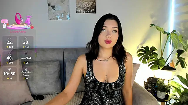 Estrer collins online show from 26, 11, 2025