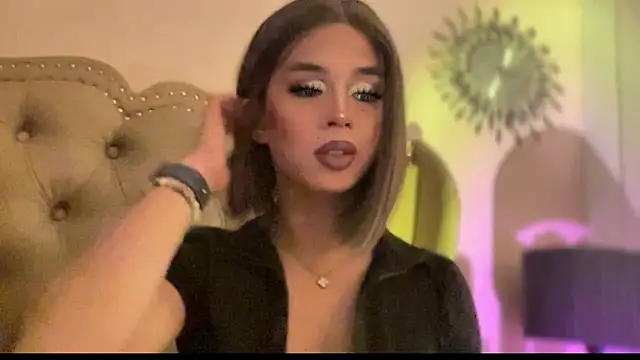 Snapshot of solana_imani chatting on 24, 4, 2026 solana imani online show from 24, 4, 2026