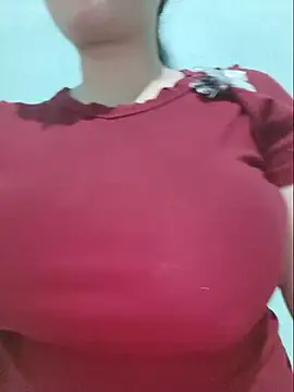 Snapshot of Shiny_Babe chatting on 16, 5, 2026 Shiny Babe online show from 16, 5, 2026