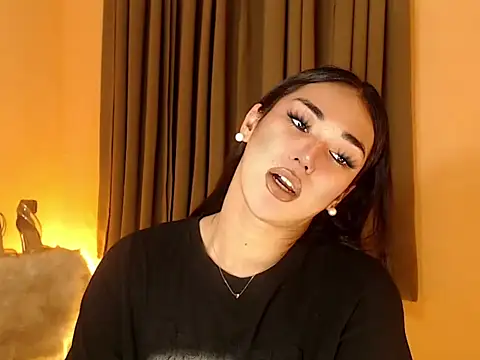 Snapshot of magnificent_kitana chatting on 12, 9, 2025 magnificent kitana online show from 12, 9, 2025