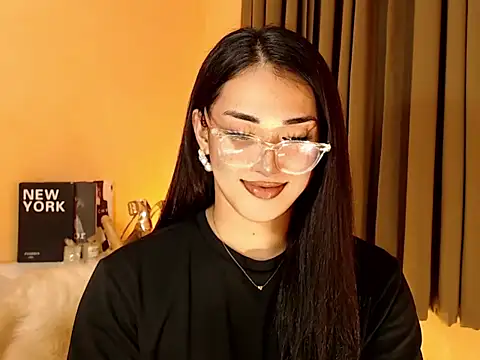 Snapshot of magnificent_kitana chatting on 30, 9, 2025 magnificent kitana online show from 30, 9, 2025
