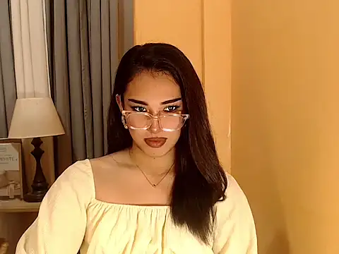 Snapshot of magnificent_kitana chatting on 2, 10, 2025 magnificent kitana online show from 2, 10, 2025