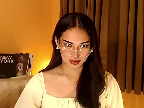 Snapshot of magnificent_kitana chatting on 31, 10, 2025 magnificent kitana online show from 31, 10, 2025