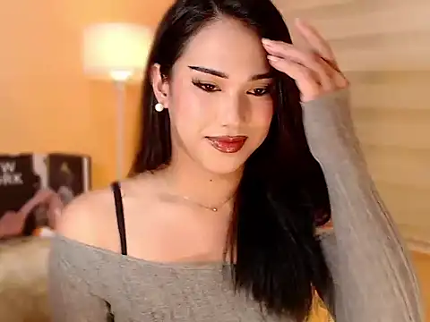 Snapshot of magnificent_kitana chatting on 4, 12, 2025 magnificent kitana online show from 4, 12, 2025