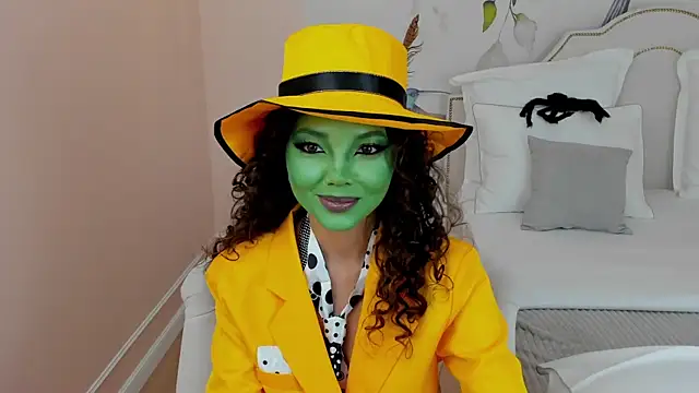 MargaretPeace online show from 1, 11, 2025