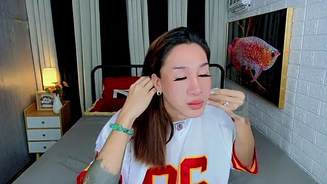 Snapshot of TRANSGODDESSA chatting on 6, 11, 2025 TRANSGODDESSA online show from 6, 11, 2025