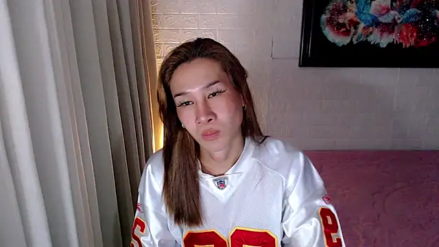 Snapshot of TRANSGODDESSA chatting on 1, 12, 2025 TRANSGODDESSA online show from 1, 12, 2025