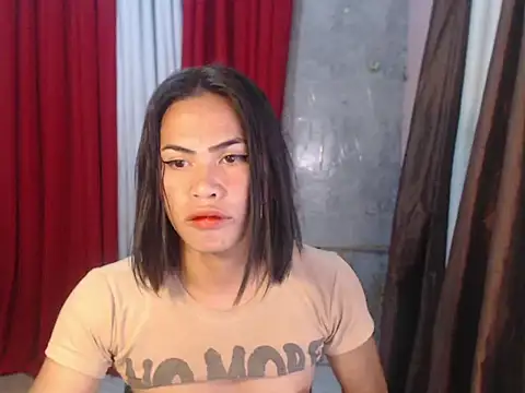 Snapshot of urhotty_megss chatting on 14, 9, 2025 urhotty megss online show from 14, 9, 2025