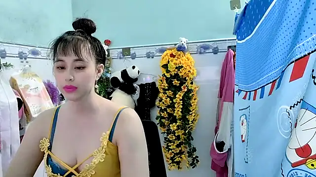 Snapshot of emgaixinhngoan chatting on 18, 9, 2025 emgaixinhngoan online show from 18, 9, 2025