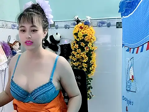 Snapshot of emgaixinhngoan chatting on 22, 9, 2025 emgaixinhngoan online show from 22, 9, 2025