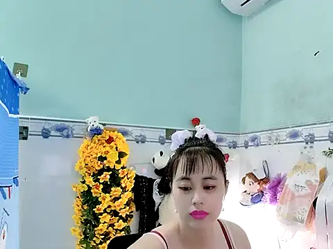 Snapshot of emgaixinhngoan chatting on 25, 9, 2025 emgaixinhngoan online show from 25, 9, 2025