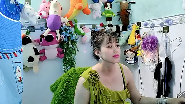 Snapshot of emgaixinhngoan chatting on 21, 10, 2025 emgaixinhngoan online show from 21, 10, 2025