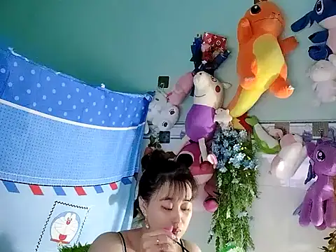 Snapshot of emgaixinhngoan chatting on 25, 10, 2025 emgaixinhngoan online show from 25, 10, 2025