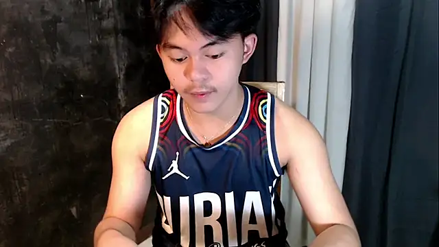 Snapshot of urguy_toshi chatting on 19, 10, 2025 urguy toshi online show from 19, 10, 2025