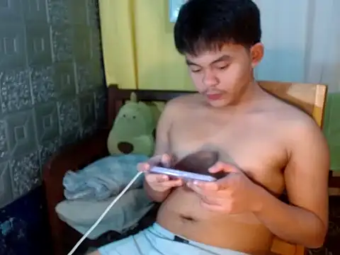 Snapshot of urguy_toshi chatting on 20, 11, 2025 urguy toshi online show from 20, 11, 2025