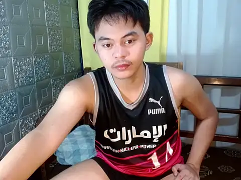 Snapshot of urguy_toshi chatting on 26, 11, 2025 urguy toshi online show from 26, 11, 2025