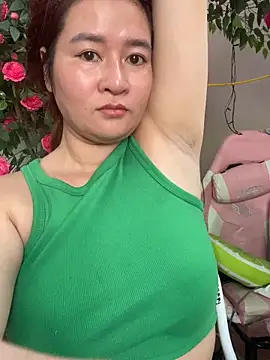 Snapshot of Bollozzy_89 chatting on 19, 10, 2025 Bollozzy 89 online show from 19, 10, 2025