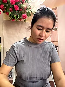 Snapshot of Bollozzy_89 chatting on 12, 11, 2025 Bollozzy 89 online show from 12, 11, 2025