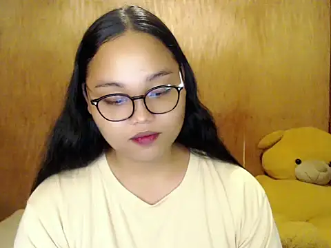  Lylia online show from 12, 9, 2025