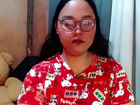  Lylia online show from 5, 12, 2025