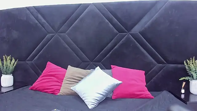 Dantzel  online show from 17, 3, 2026