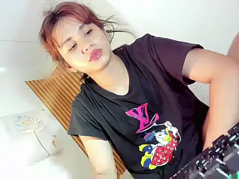 Snapshot of Ts_morena chatting on 19, 11, 2025 Ts morena online show from 19, 11, 2025