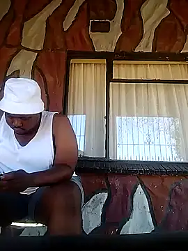 Fullfigurepotential online show from 2, 12, 2025