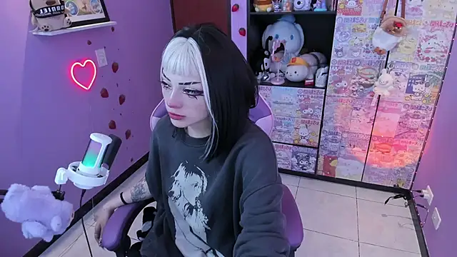 Snapshot of Vero_Osb_ chatting on 6, 11, 2025 Vero Osb online show from 6, 11, 2025