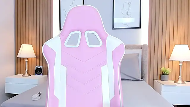 megan bigboobs  online show from 15, 2, 2026