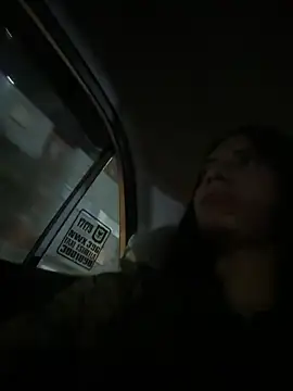 Isabella21  online show from 5, 2, 2026