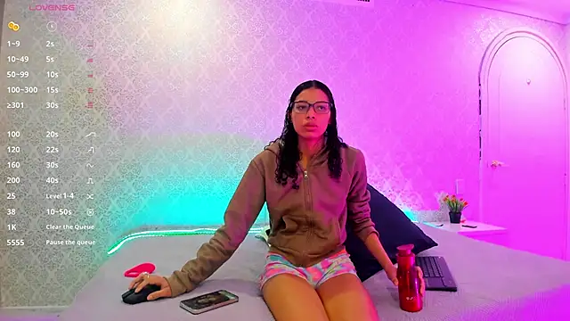 BeccaReedd online show from 7, 11, 2025