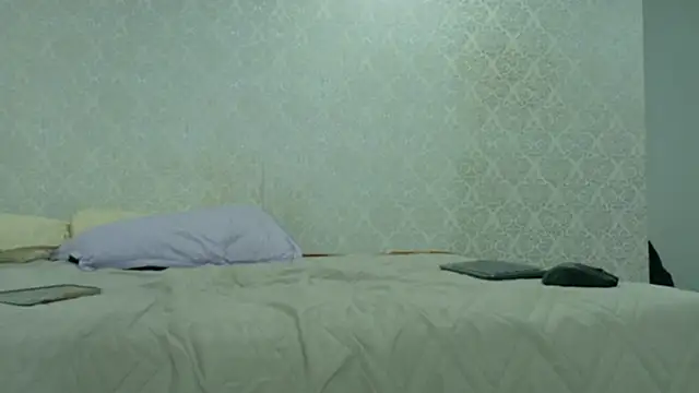 BeccaReedd online show from 20, 11, 2025