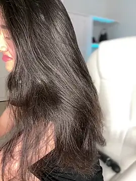 julieta jhonss online show from 28, 2, 2026