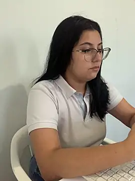 Velma star online show from 21, 10, 2025