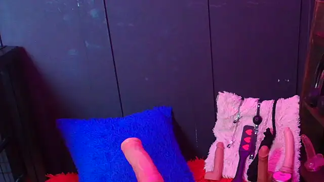 Snapshot of Meghan_storm chatting on 22, 11, 2025 Meghan storm online show from 22, 11, 2025