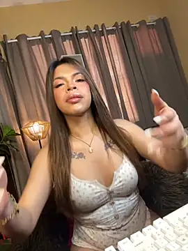 Nyxie luxx online show from 22, 3, 2026