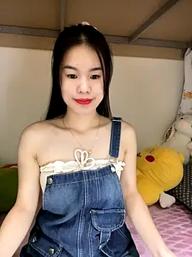 Snapshot of Baby-ladytits2025 chatting on 6, 10, 2025 Baby-ladytits2025 online show from 6, 10, 2025