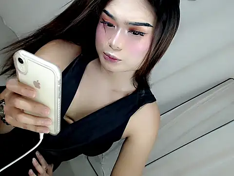 Snapshot of itsmekianna chatting on 11, 10, 2025 itsmekianna online show from 11, 10, 2025