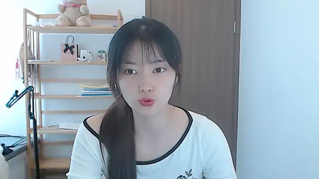Snapshot of Mimi-cnbaby chatting on 12, 4, 2026 Mimi-cnbaby online show from 12, 4, 2026
