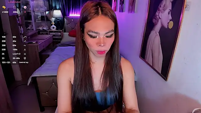 Snapshot of celeste_fucker chatting on 7, 10, 2025 celeste fucker online show from 7, 10, 2025