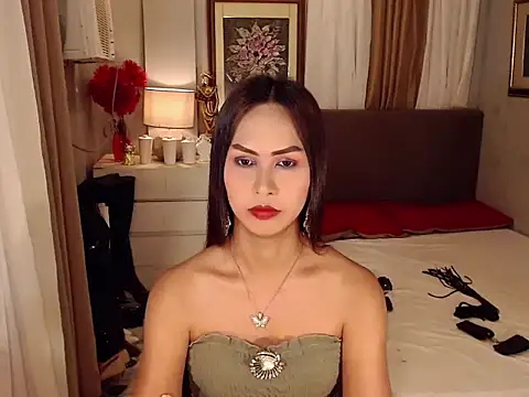 Nathalieheartt online show from 10, 3, 2026