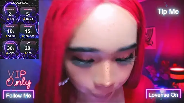 TriciaCumLoader online show from 5, 2, 2026