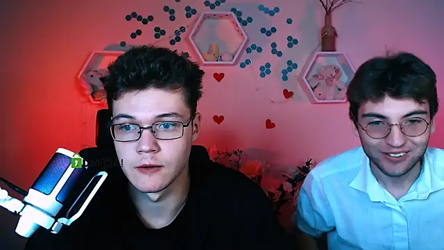 lucas long  online show from 17, 10, 2025