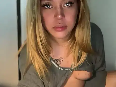 caligirlnikita online show from 29, 4, 2026