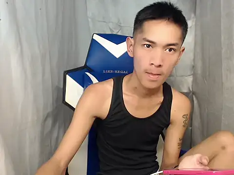 riks tyler online show from 8, 4, 2026