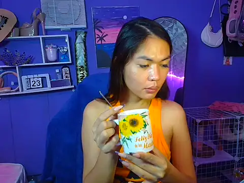 urgirljane online show from 24, 6, 2026