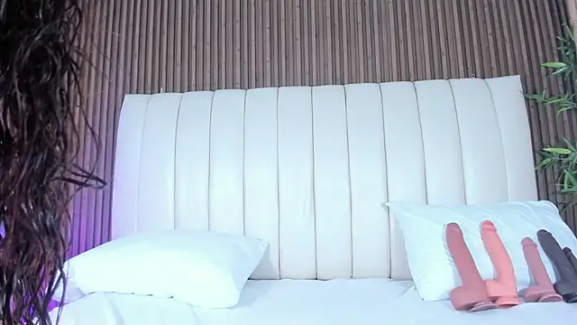 SandraMilerr online show from 15, 10, 2025